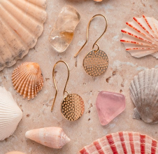The ultimate guide to styling gold and diamond jewellery